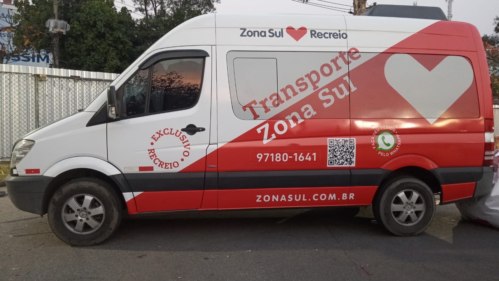 Exemplo de comunicação visual em supermercado M2 Flex - 4